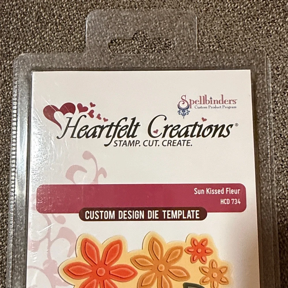 Spellbinders Shapeabilities Sun Kissed Flower HDC 734 NWT